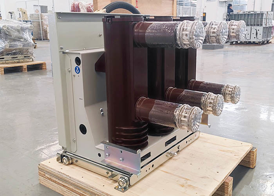 VS1 Macht In drie stadia 630A van de elektromateriaal de Vacuümstroomonderbreker 12kv 50hz