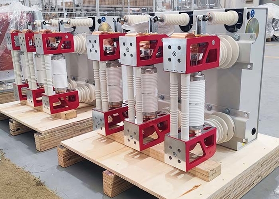 50KA hoogspannings Vacuümstroomonderbreker AC In drie stadia 50HZ 12KV omhoog aan 4000A