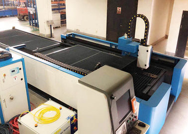 FL-3015-2000W CNC de Snijmachine van het Laserstaal, de Automatische Snijmachine van de Uitwisselingslijst CNC