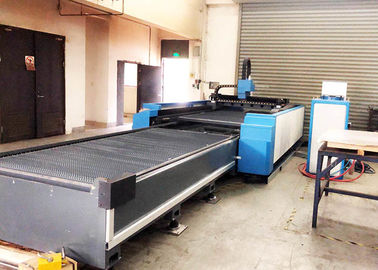 FL-3015-2000W CNC de Snijmachine van het Laserstaal, de Automatische Snijmachine van de Uitwisselingslijst CNC