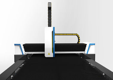 500W vezelcnc Lasersnijmachine 1500 X 3000mm met de Laserbron van Racus IPG