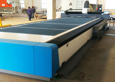 Hoog rendementcnc Lasersnijmachine 2000W 1500 X 6000mm voor Aluminium