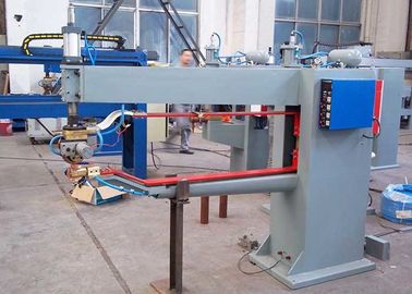 De aangepaste Automatische Machine van het Weerstandslassen voor het Schuine Benedenwapen van de Watertank
