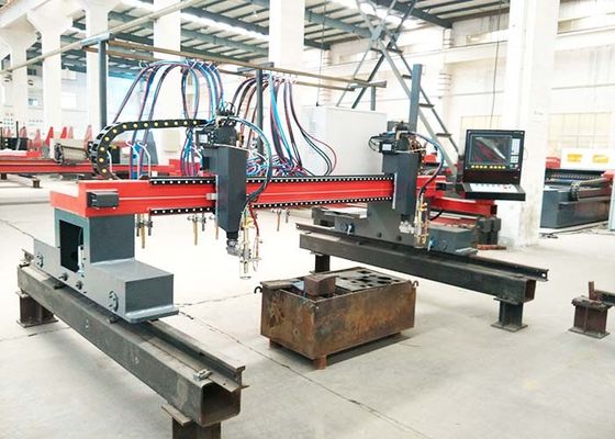 Brugtype Automatische CNC Plasma en Vlamsnijmachine met Multistrooktoortsen